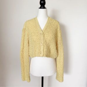 Women KNITTED Crop Cardigan. Sexy style. Front buttons. 99% new. Spring and fall